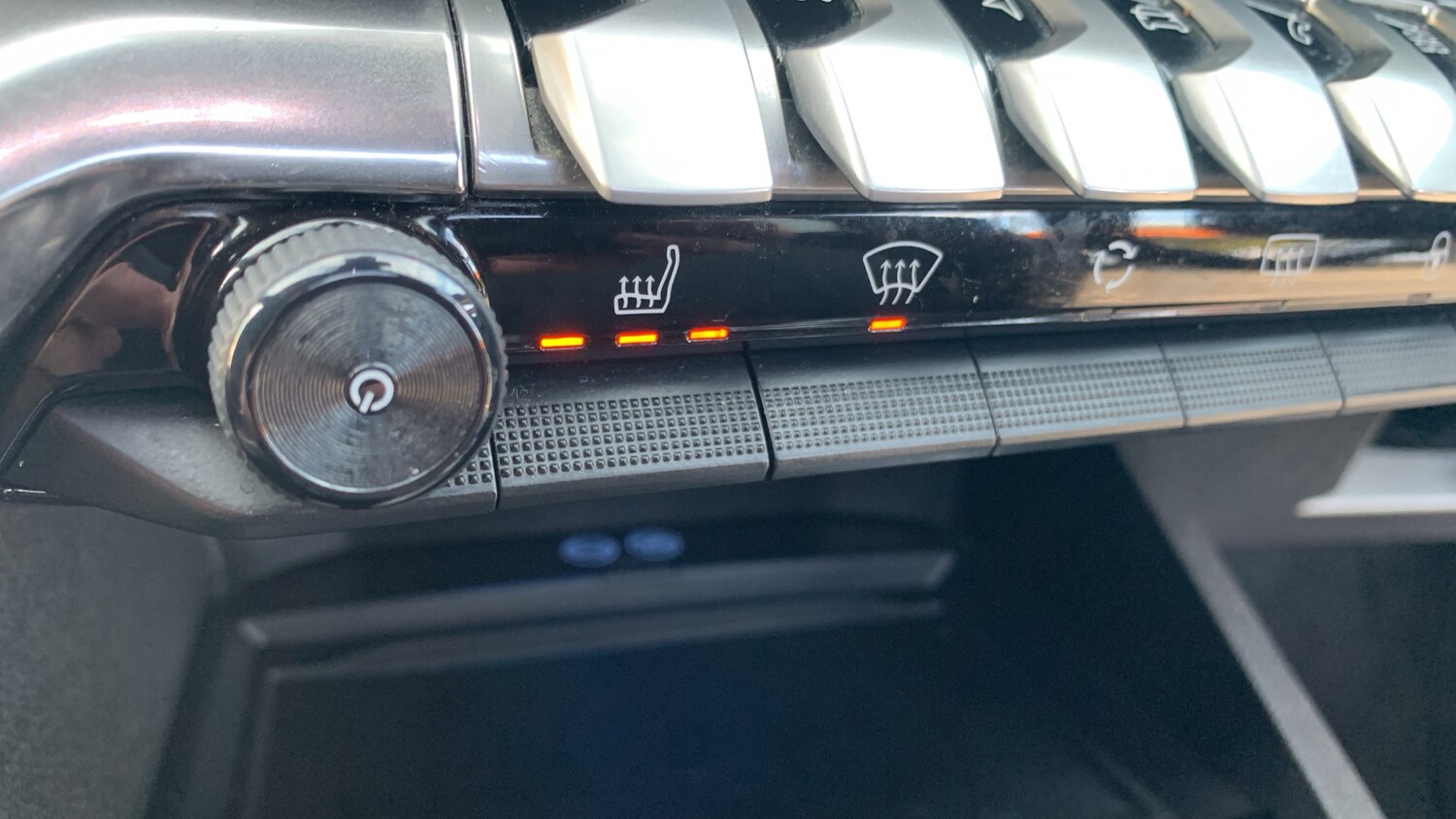 Used Peugeot 3008 2020 for sale - 76702971: Photo 61