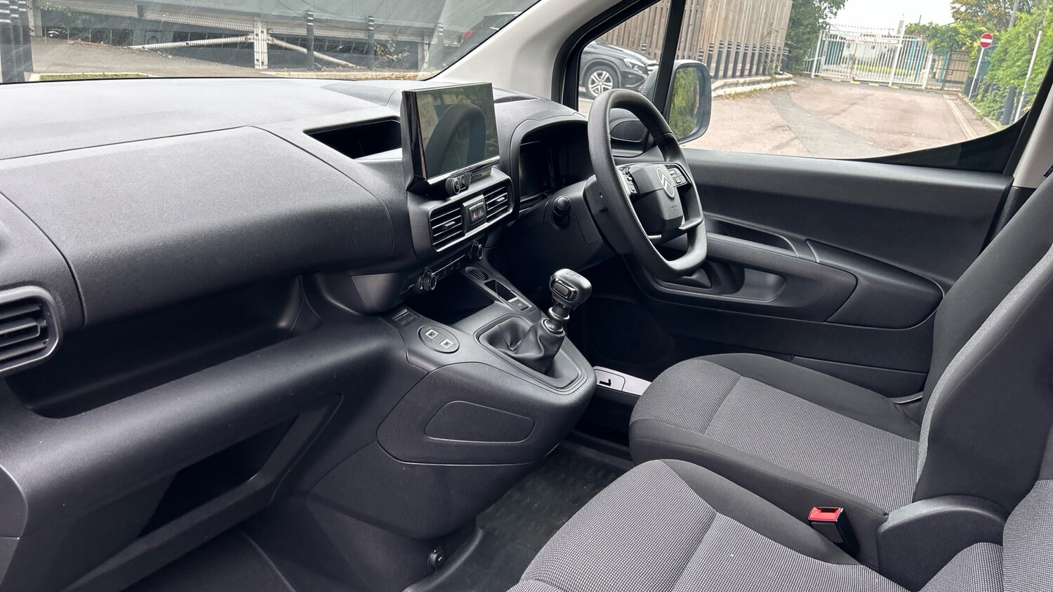 Used Citroen Berlingo 2024 for sale - 76202065: Photo 12