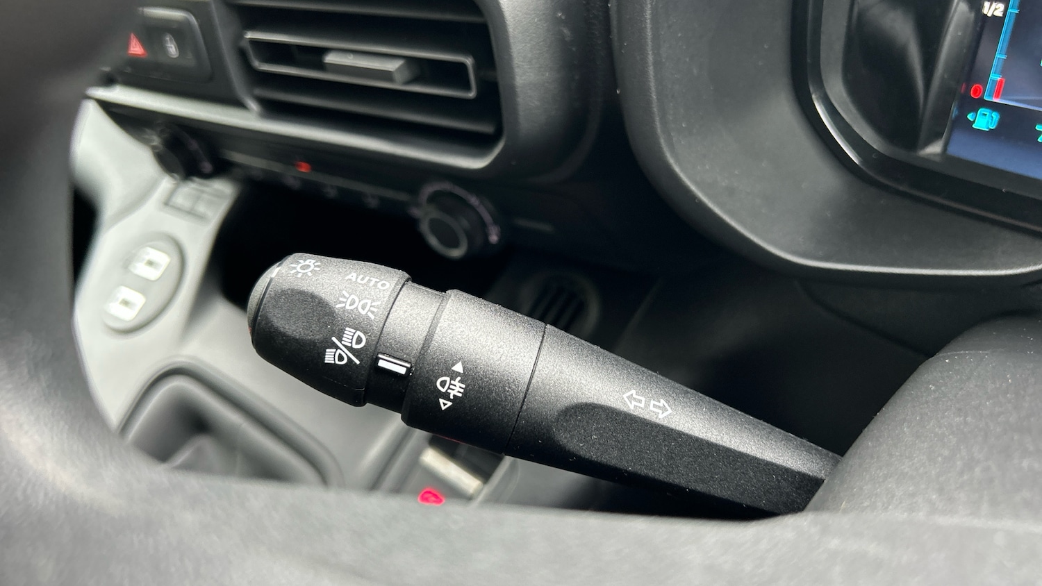 Used Citroen Berlingo 2024 for sale - 76202065: Photo 27