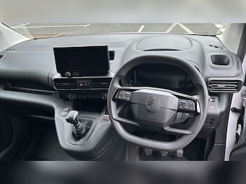Used Citroen Berlingo 2024 for sale - 76202065: Photo