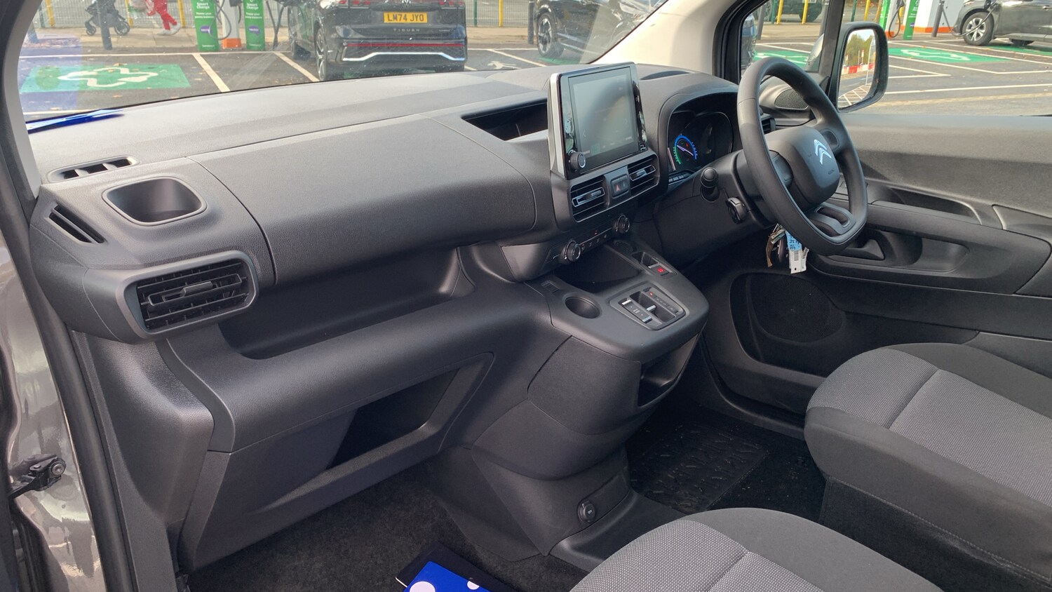 Used Citroen Berlingo 2024 for sale - 76458469: Photo 12