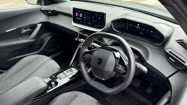 Used Peugeot 2008 2024 for sale - 74922177: Photo 11
