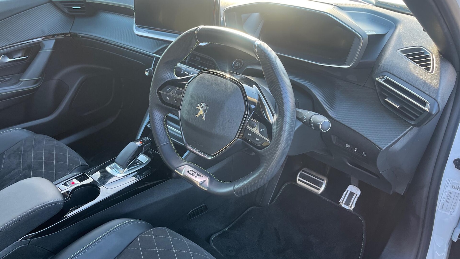 Used Peugeot 2008 2021 for sale - 77332372: Photo 11