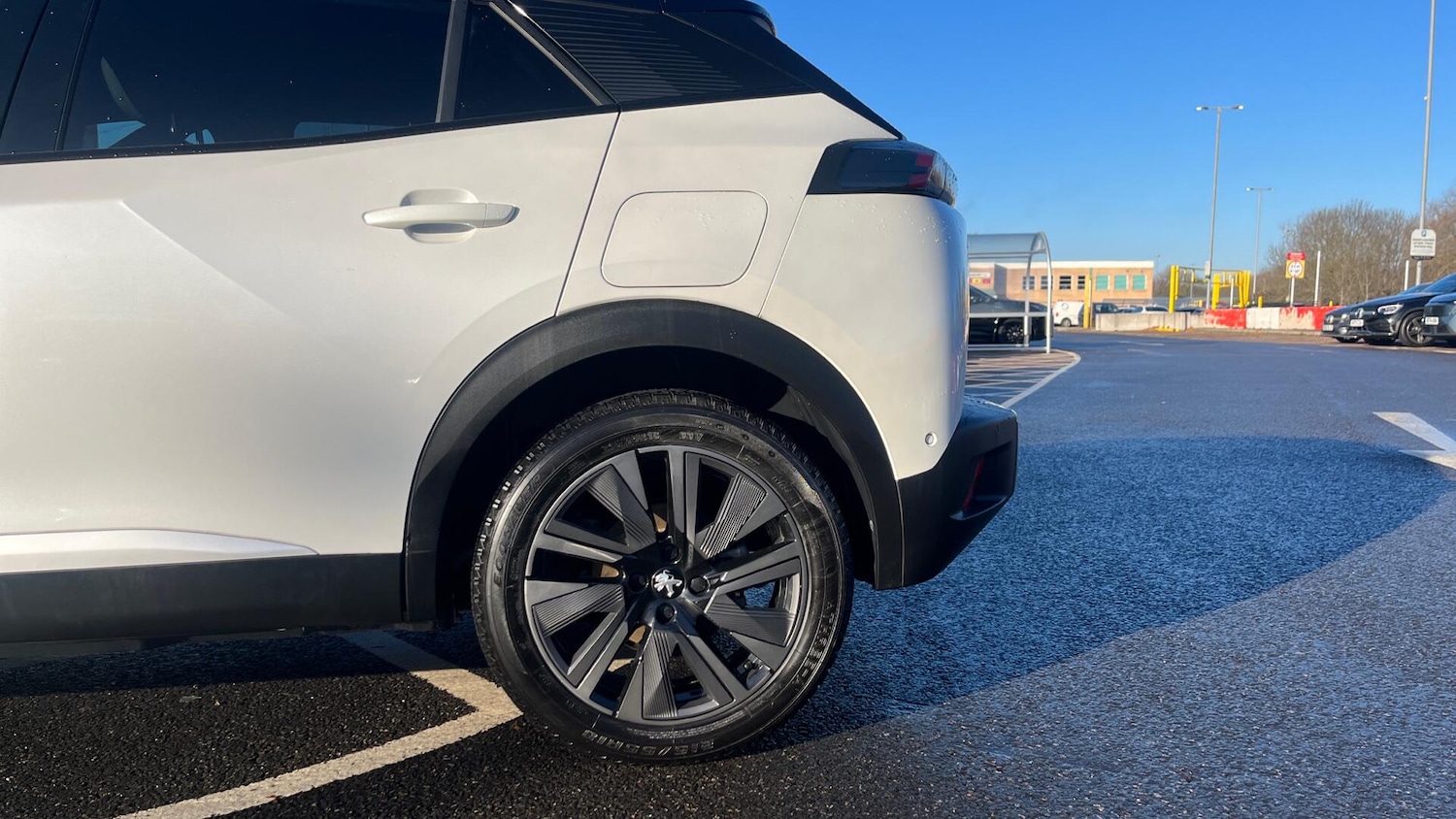 Used Peugeot 2008 2021 for sale - 77332372: Photo 15