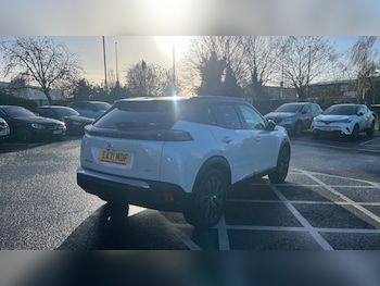 Used Peugeot 2008 2021 for sale - 77332372: Photo