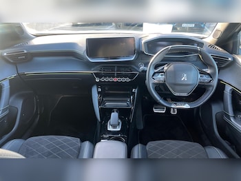Used Peugeot 2008 2021 for sale - 77332372: Photo