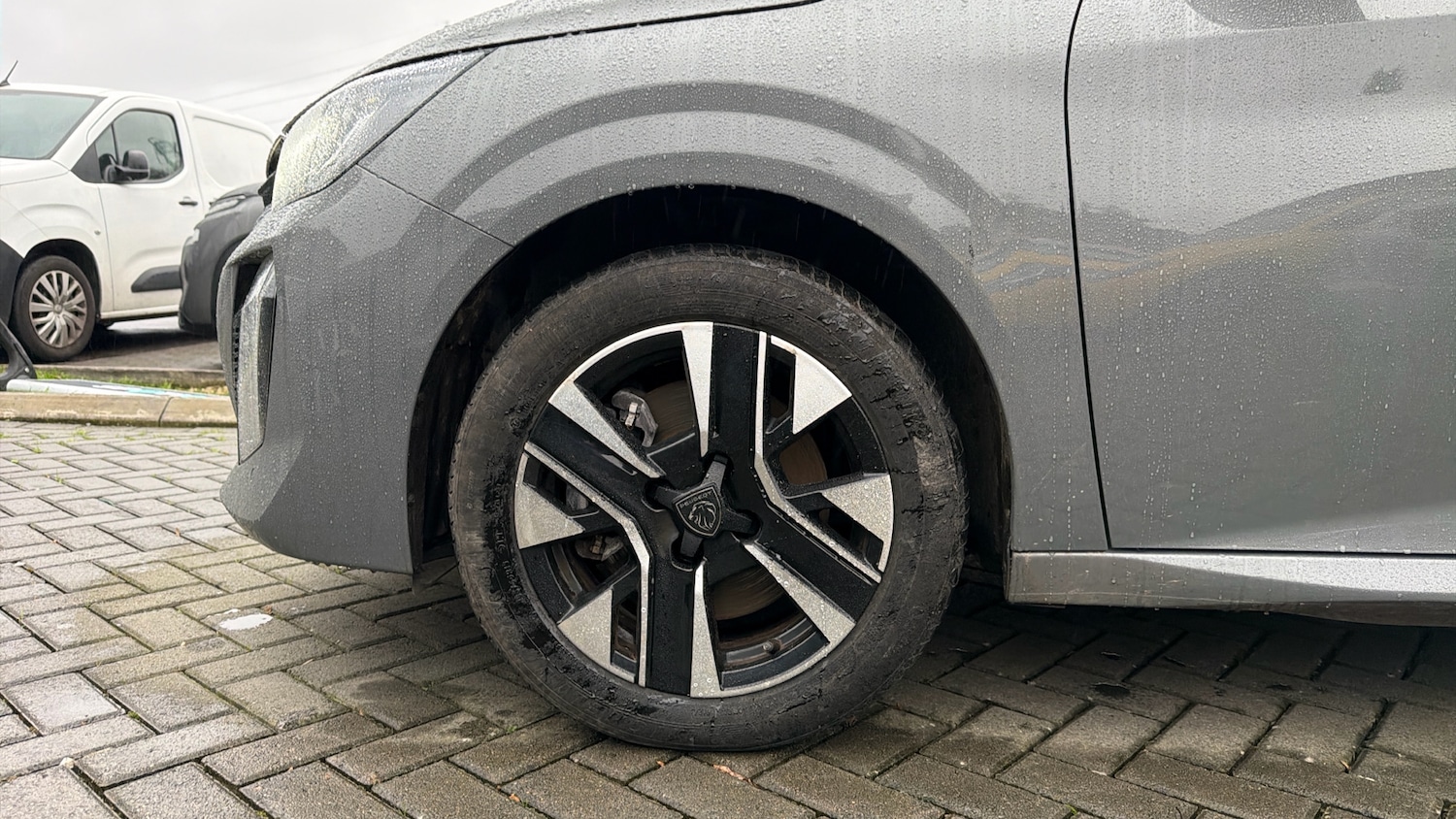 Used Peugeot 208 2024 for sale - 77306860: Photo 15