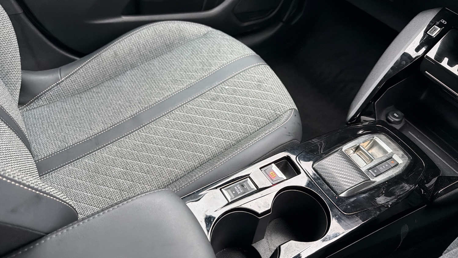 Used Peugeot 208 2024 for sale - 77306860: Photo 22