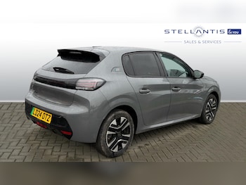 Used Peugeot 208 2024 for sale - 77306860: Photo