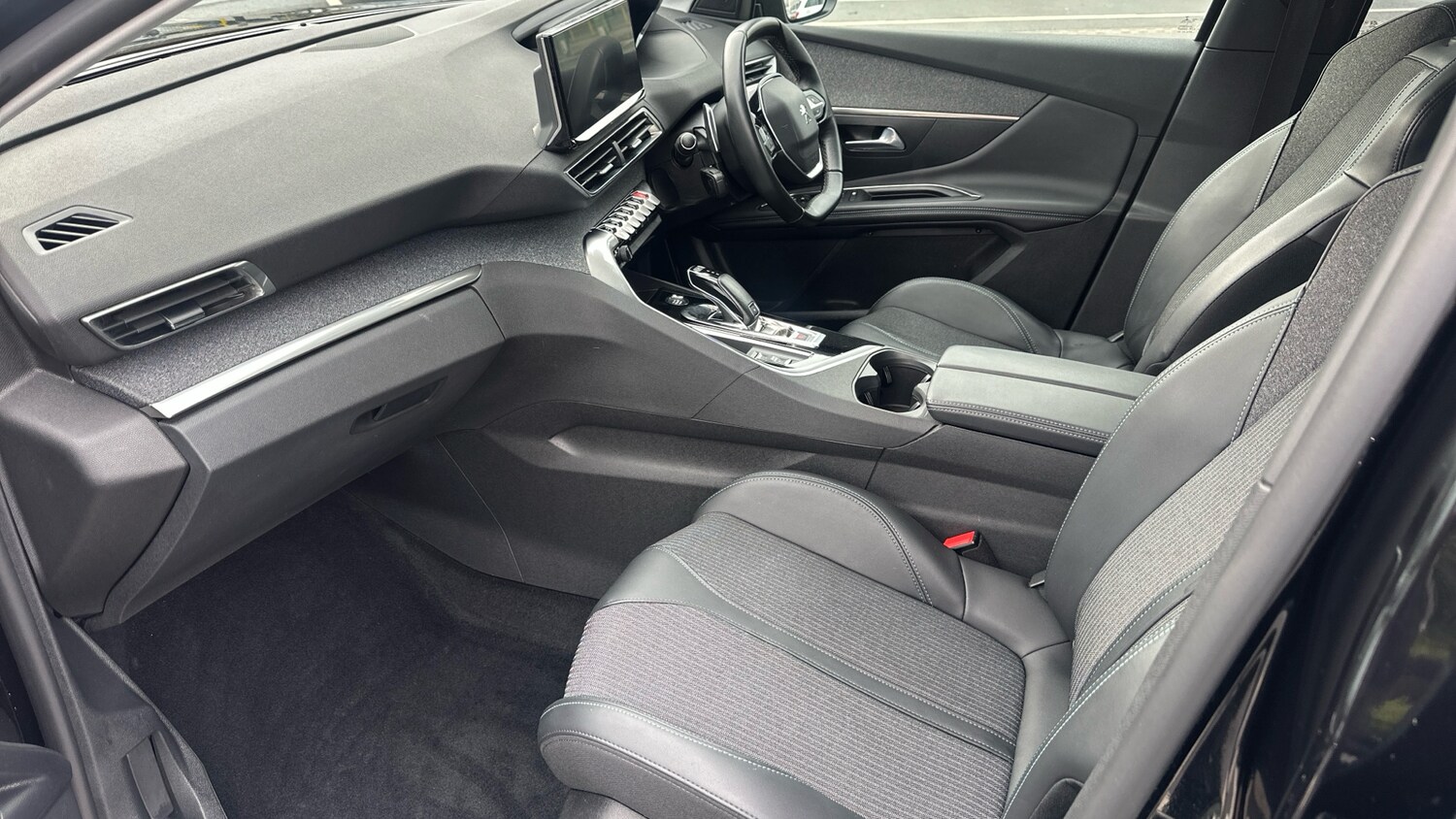 Used Peugeot 3008 2022 for sale - 77412824: Photo 12