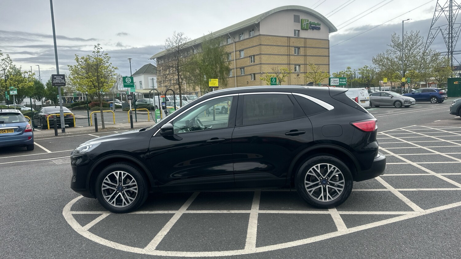 Used Ford Kuga 2023 for sale - 78215475: Photo 6