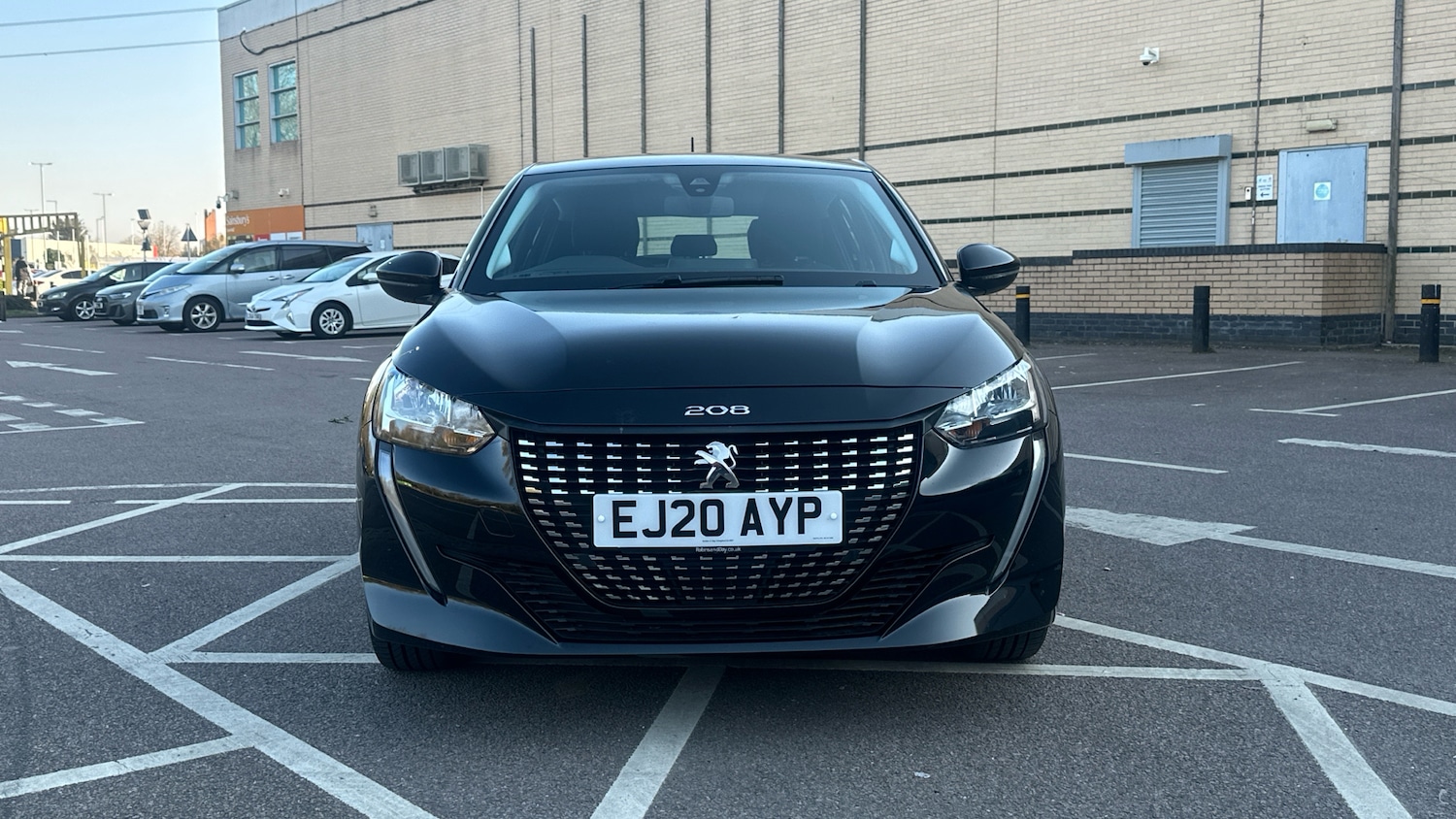 Used Peugeot 208 2020 for sale - 77971222: Photo 8