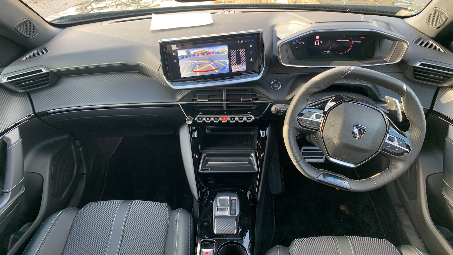 Used Peugeot 2008 2025 for sale - 76927484: Photo 4