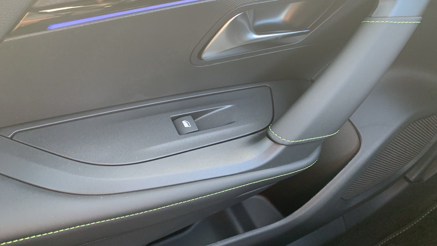 Used Peugeot 2008 2025 for sale - 76927484: Photo 41