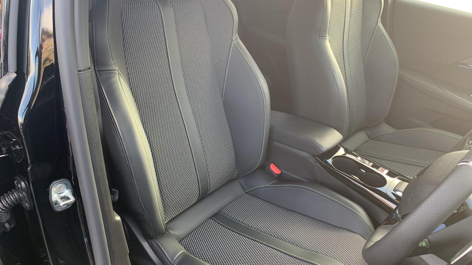 Used Peugeot 2008 2025 for sale - 76927484: Photo 42