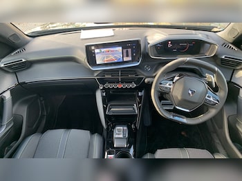 Used Peugeot 2008 2025 for sale - 76927484: Photo