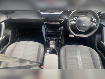 Used Peugeot 2008 2023 for sale - 76338299: Photo