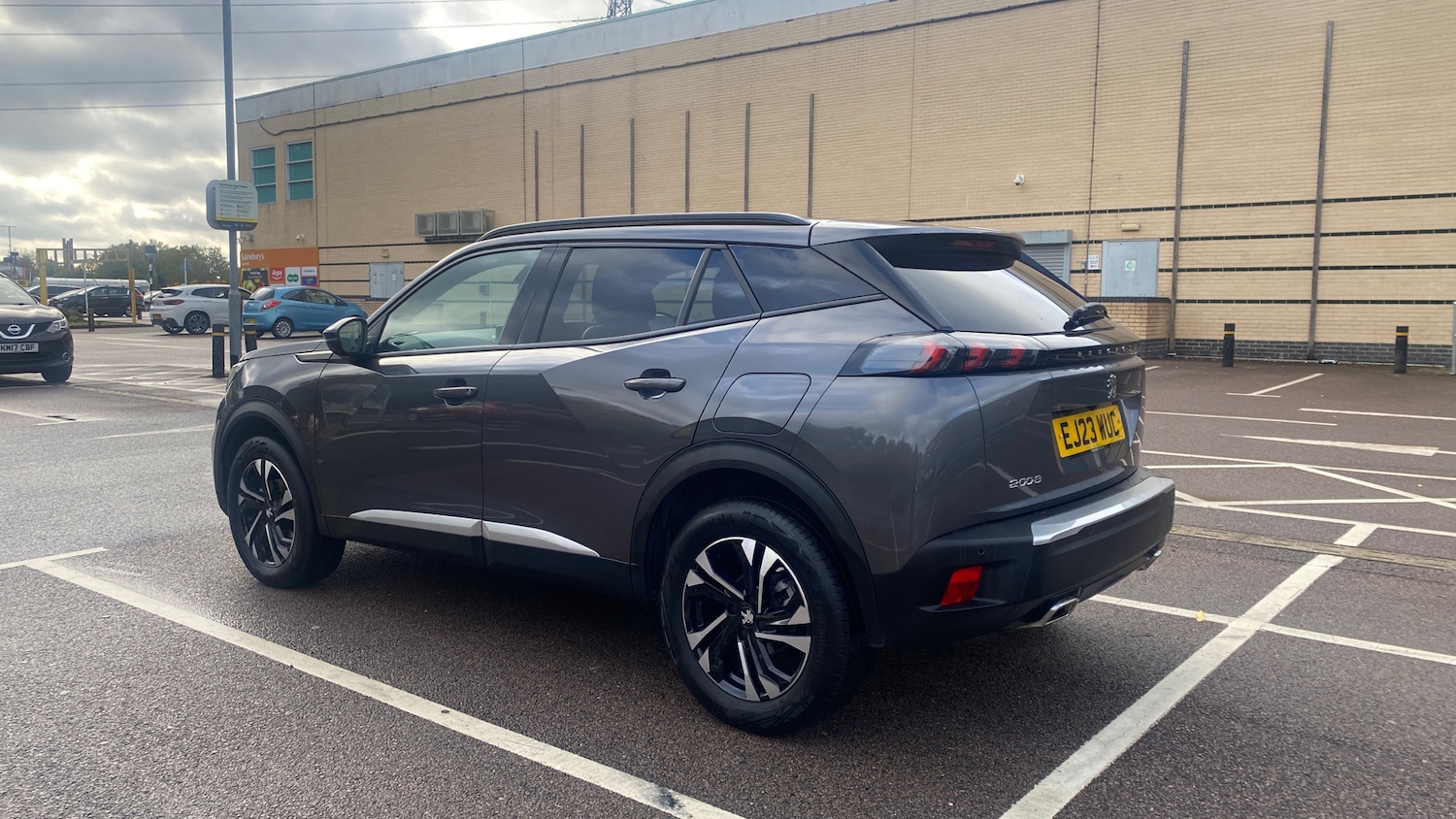 Used Peugeot 2008 2023 for sale - 76338299: Photo 5