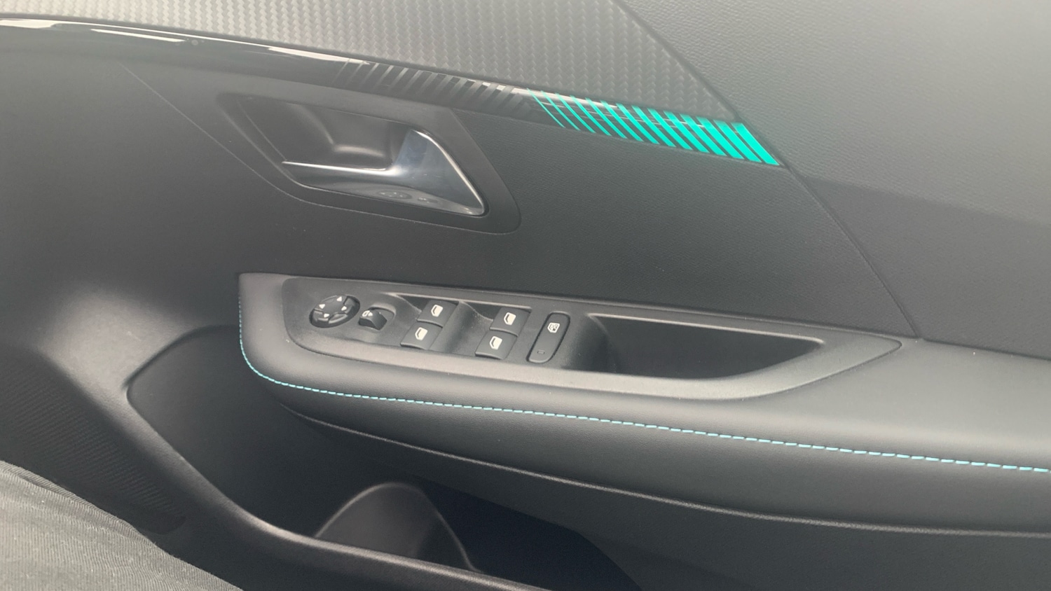 Used Peugeot 208 2022 for sale - 76634738: Photo 22