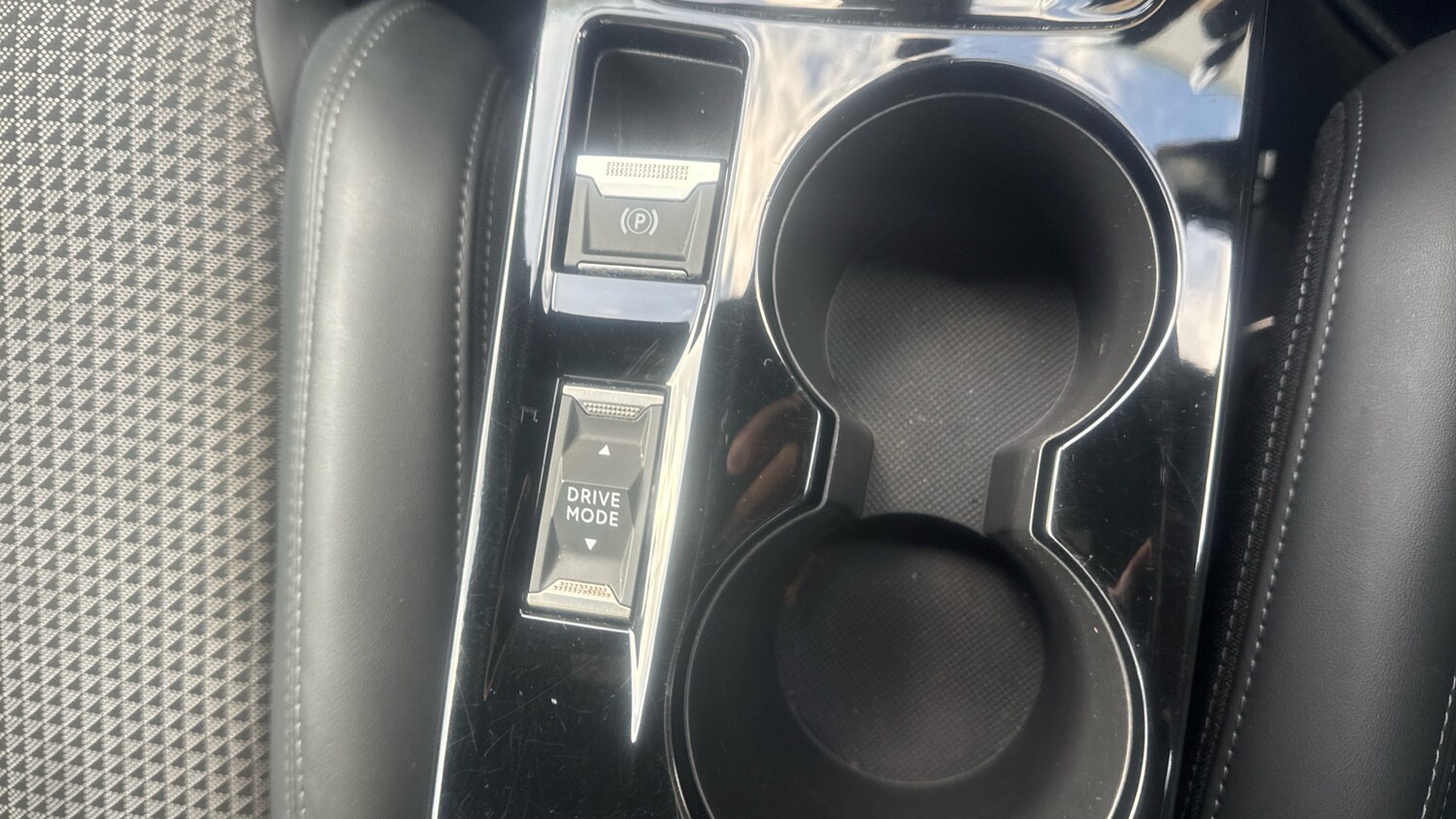 Used Peugeot 2008 2020 for sale - 76180066: Photo 21