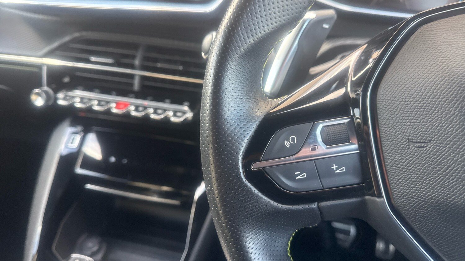 Used Peugeot 2008 2020 for sale - 76180066: Photo 23