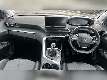 Used Peugeot 3008 2021 for sale - 77599595: Photo