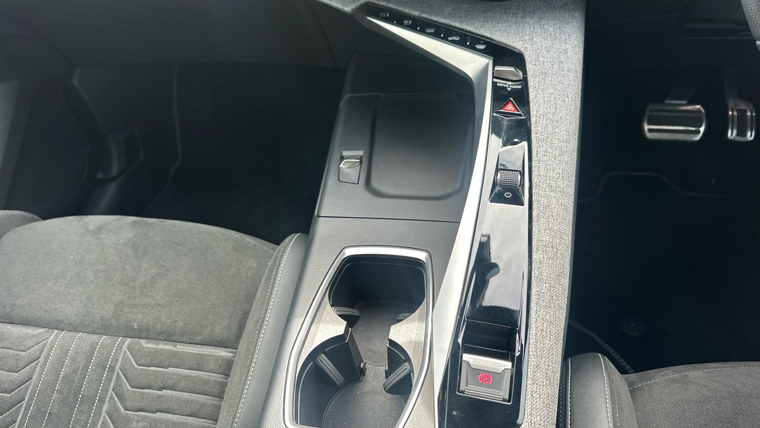 Used Peugeot 3008 2024 for sale - 77910183: Photo 21