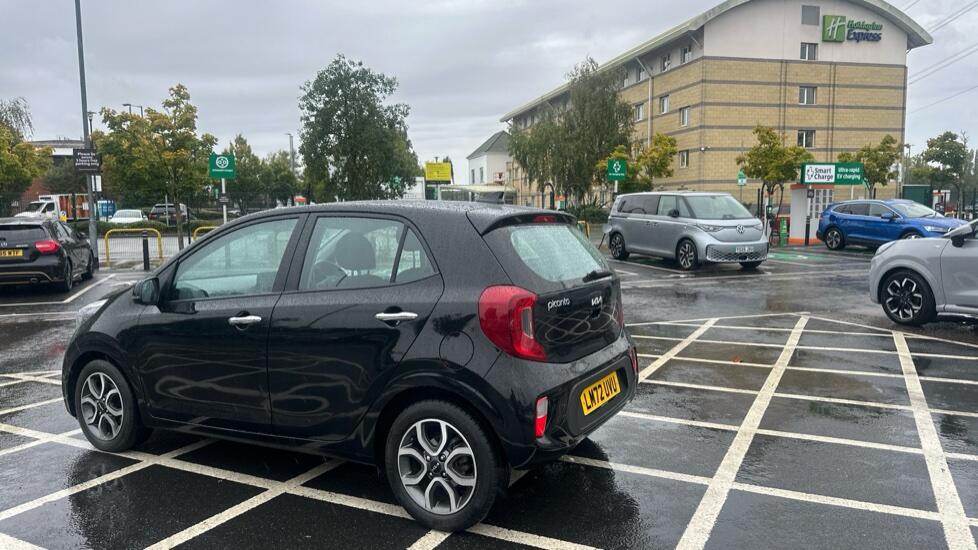 Used Kia Picanto 2022 for sale - 76180052: Photo 5