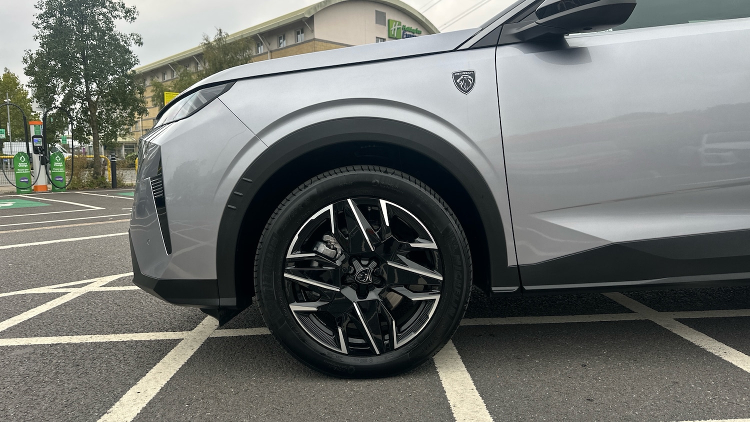 Used Peugeot 5008 2025 for sale - 76966103: Photo 14