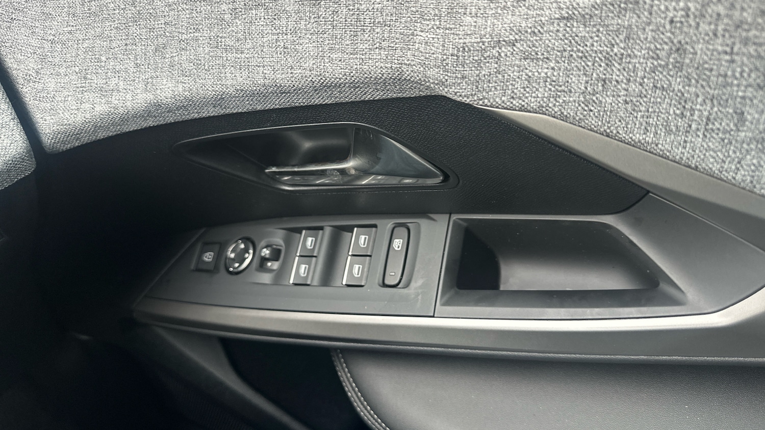 Used Peugeot 5008 2025 for sale - 76966103: Photo 22