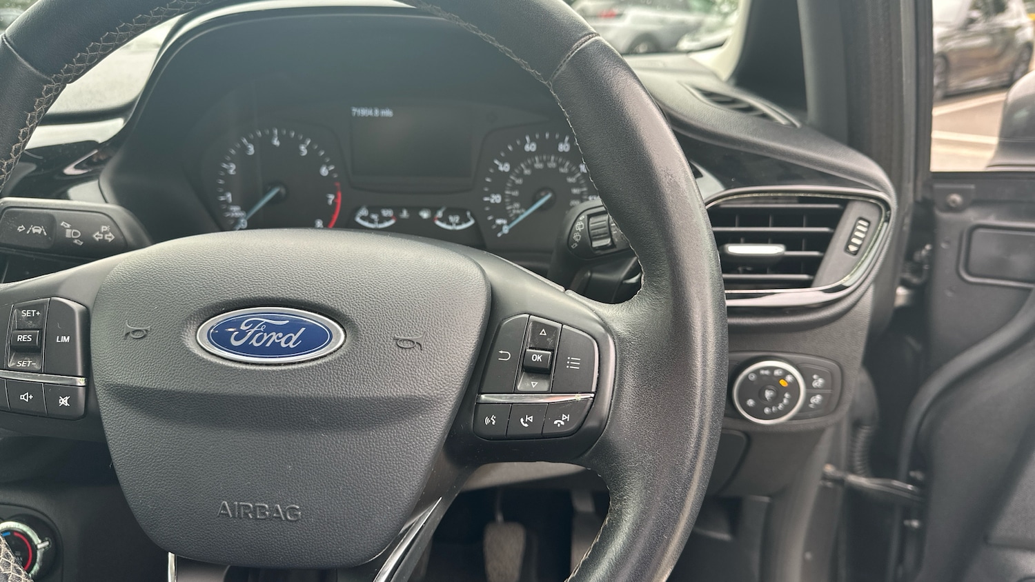 Used Ford Fiesta 2018 for sale - 76153977: Photo 24