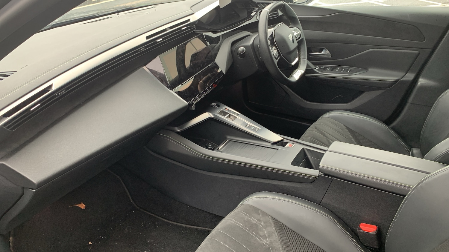 Used Peugeot 408 2024 for sale - 76730023: Photo 12