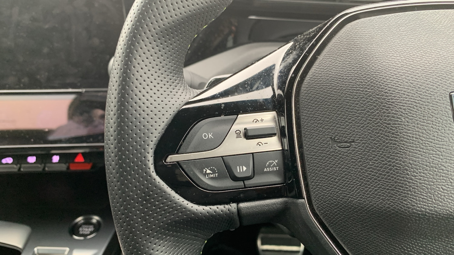 Used Peugeot 408 2024 for sale - 76730023: Photo 23