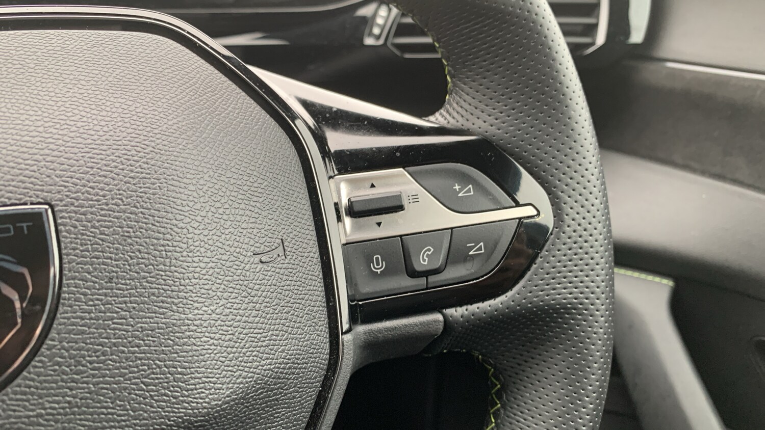 Used Peugeot 408 2024 for sale - 76730023: Photo 24