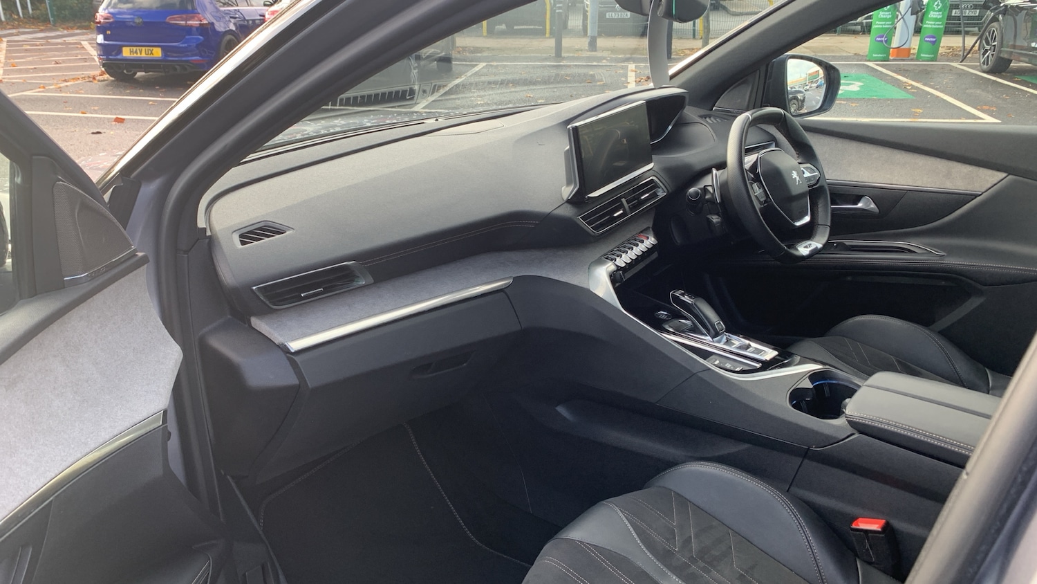 Used Peugeot 5008 2022 for sale - 76474352: Photo 12