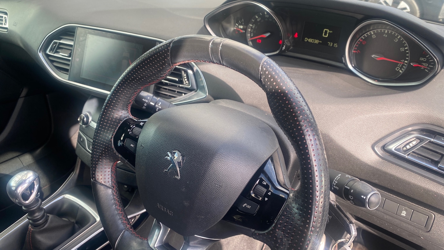 Used Peugeot 308 2018 for sale - 76154019: Photo 11