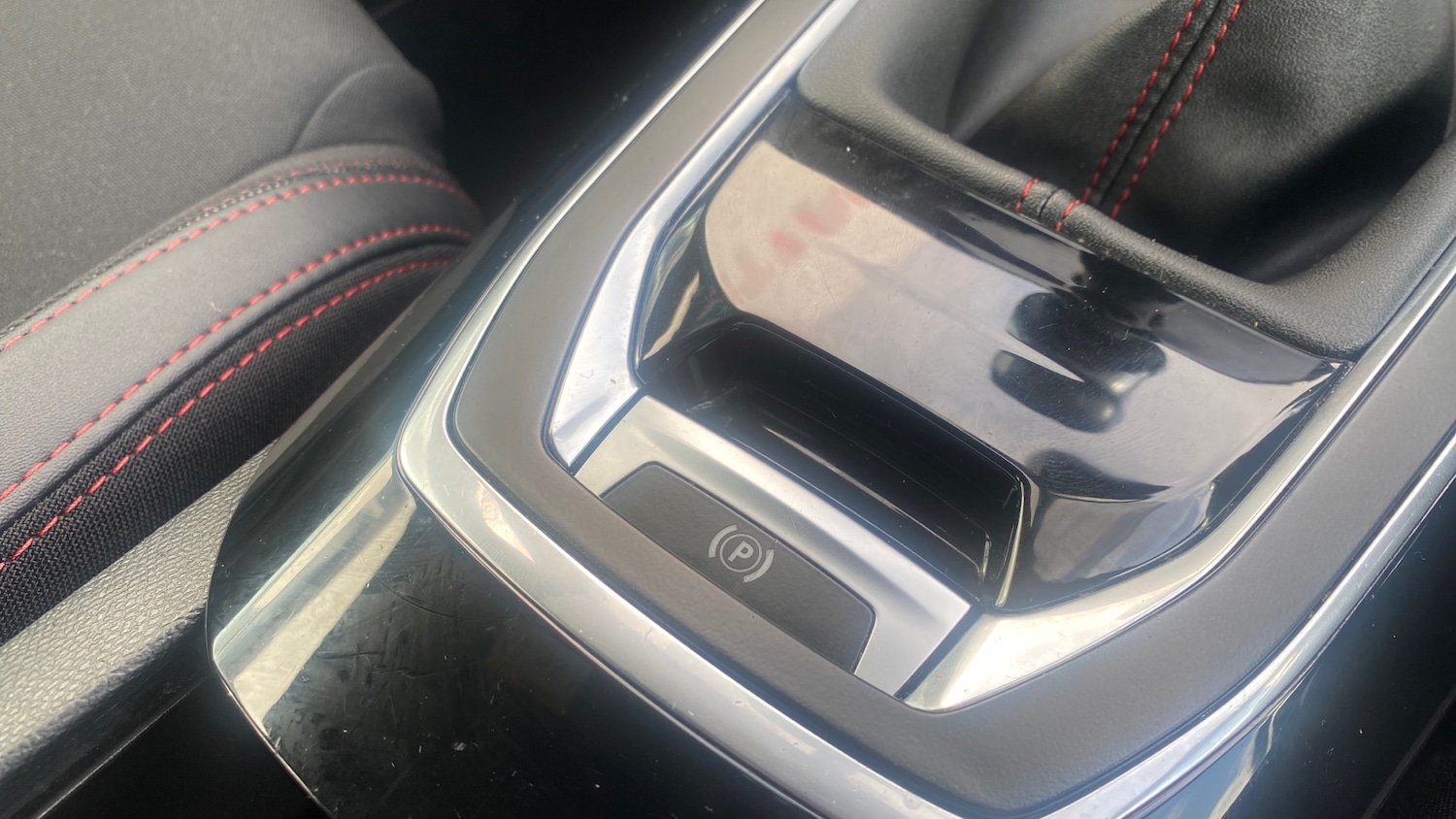 Used Peugeot 308 2018 for sale - 76154019: Photo 21