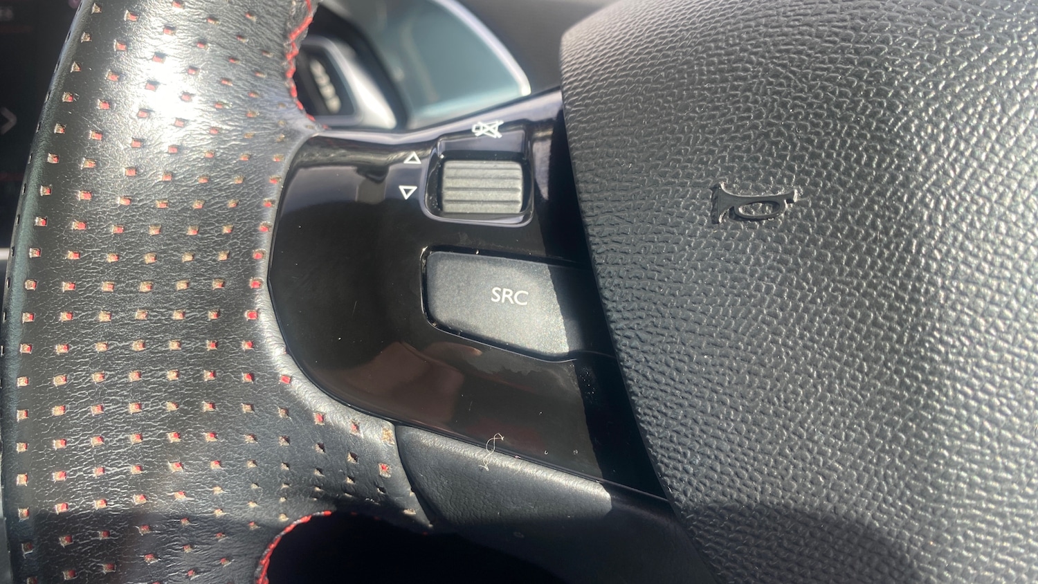 Used Peugeot 308 2018 for sale - 76154019: Photo 23