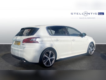 Used Peugeot 308 2018 for sale - 76154019: Photo