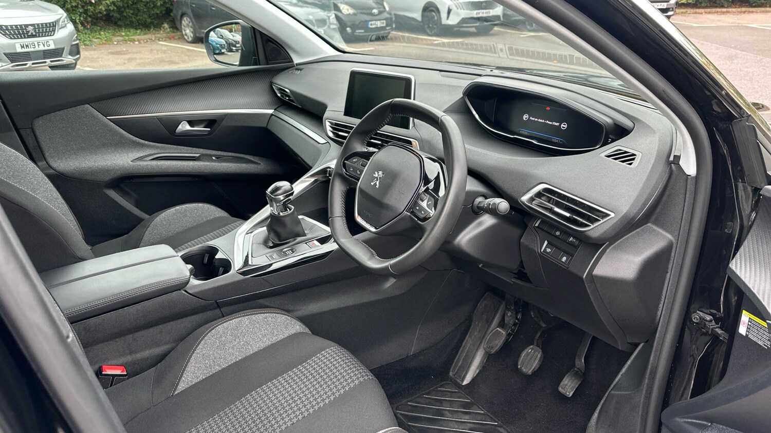 Used Peugeot 3008 2022 for sale - 76241115: Photo 11