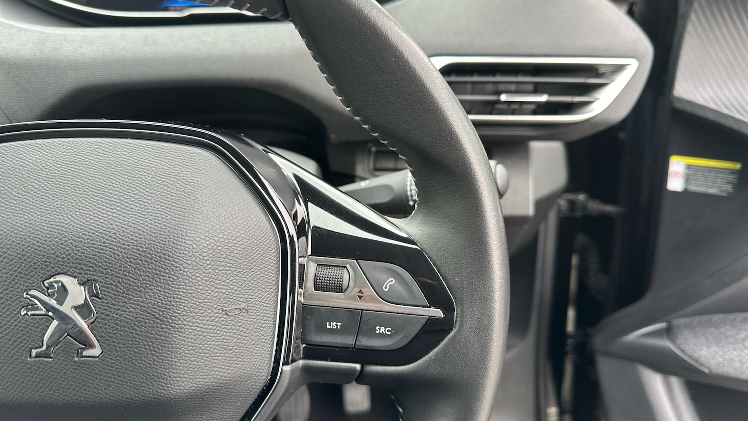 Used Peugeot 3008 2022 for sale - 76241115: Photo 24