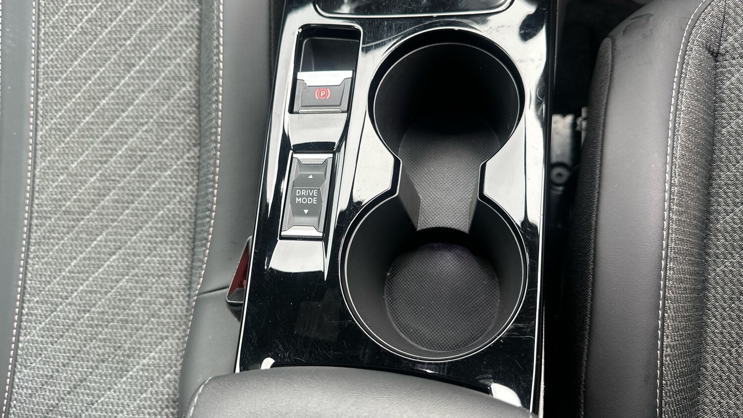 Used Peugeot 2008 2024 for sale - 77971217: Photo 21