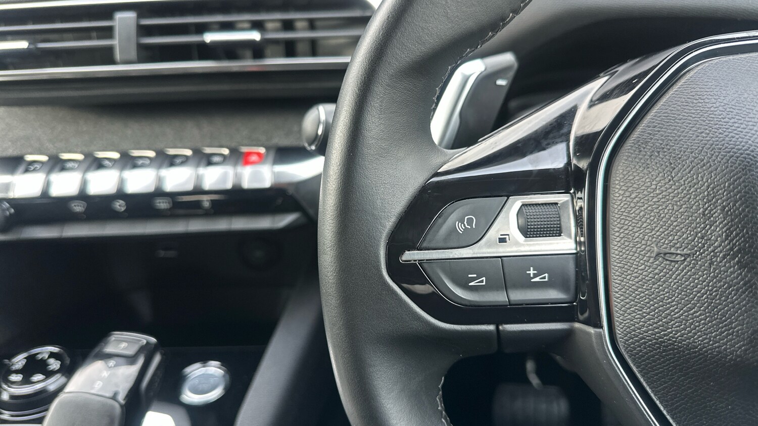 Used Peugeot 3008 2017 for sale - 77551281: Photo 23