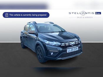 2025 - 1.0 TCe Extreme 5dr CVT