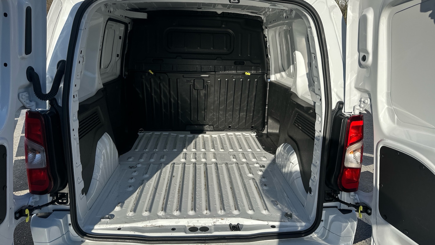 Used Peugeot Partner 2024 for sale - 77599592: Photo 19