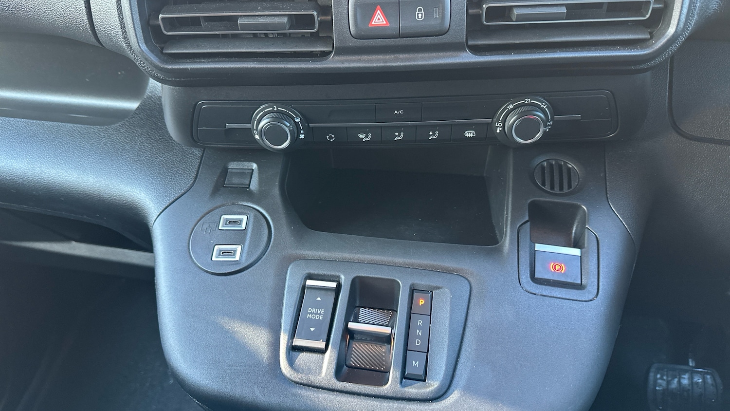 Used Peugeot Partner 2024 for sale - 77599592: Photo 20