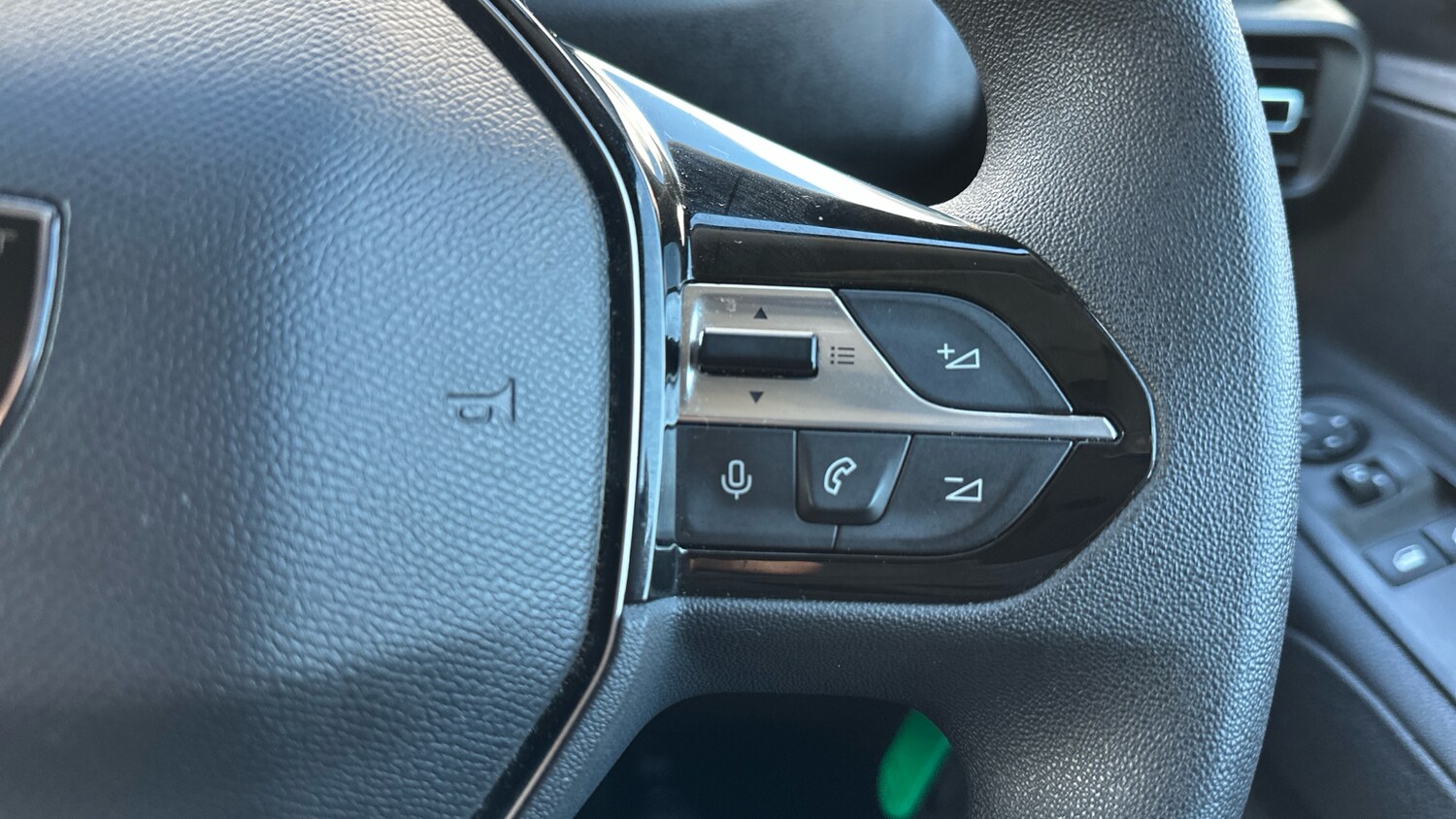 Used Peugeot Partner 2024 for sale - 77599592: Photo 24