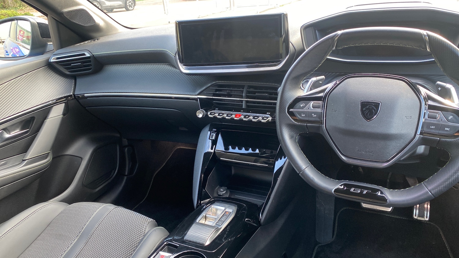 Used Peugeot 208 2024 for sale - 76486422: Photo 10