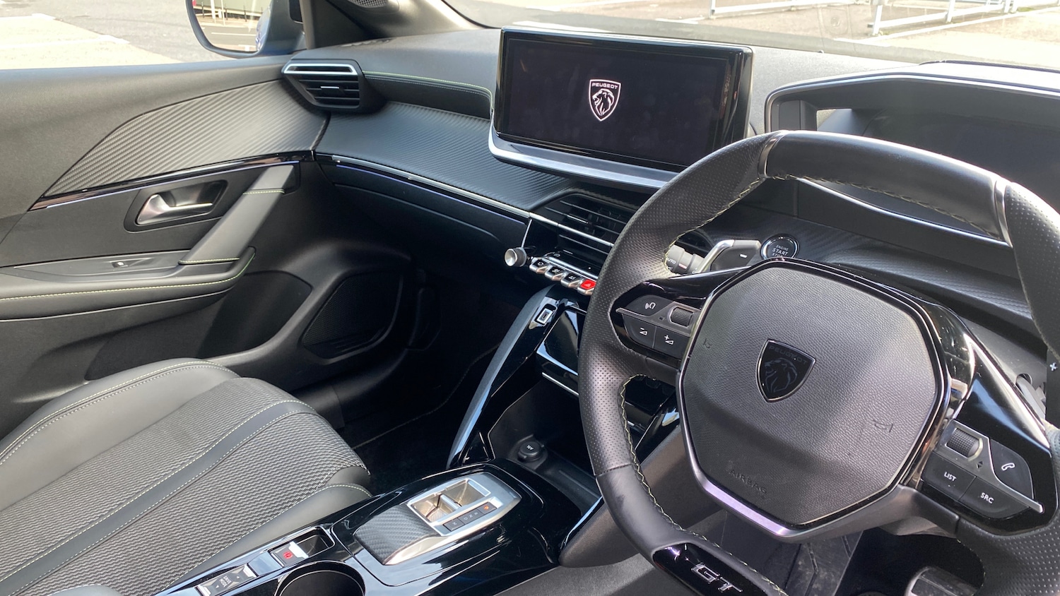 Used Peugeot 208 2024 for sale - 76486422: Photo 11