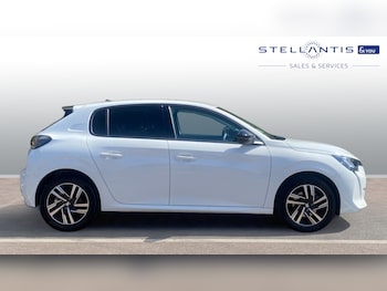 Used Peugeot 208 2023 for sale - 75175789: Photo